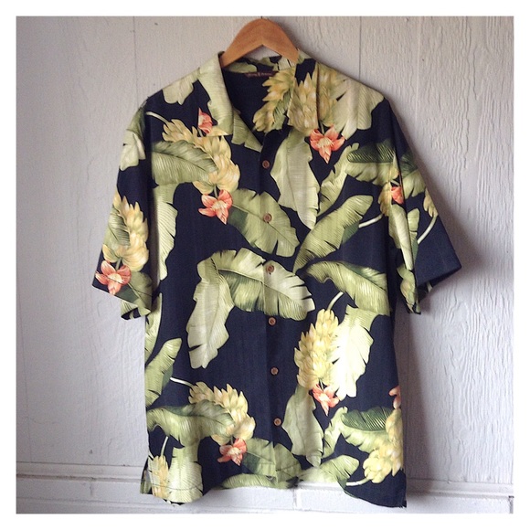 Tommy Bahama Other - Tommy Bahama Silk Banana Leaf Shirt Men's L